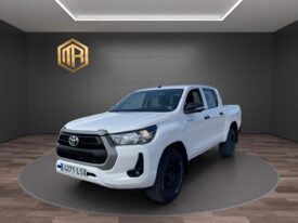 Toyota Hilux 2.4 D-4D Cabina Doble GX 4×4 caja abierta 2021