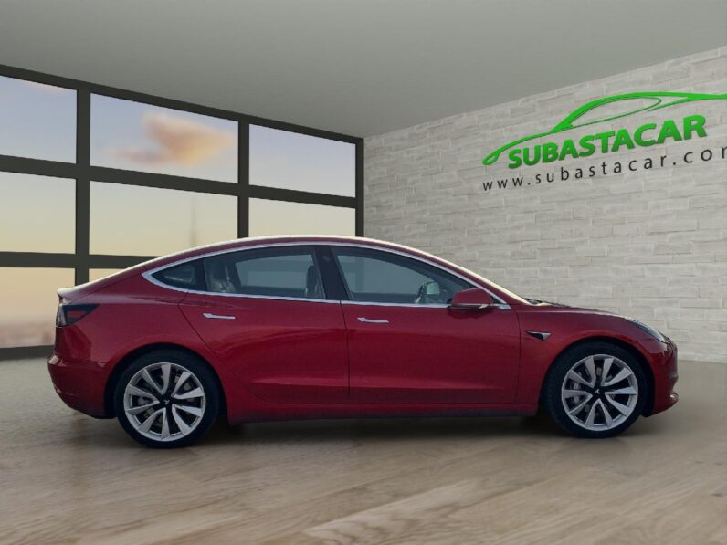 
 Tesla Model 3 Gran Autonomia AWD 2019 full									