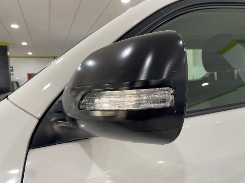 
 Toyota Land Cruiser 2.8 D-4D GX 130kW 2021 full									