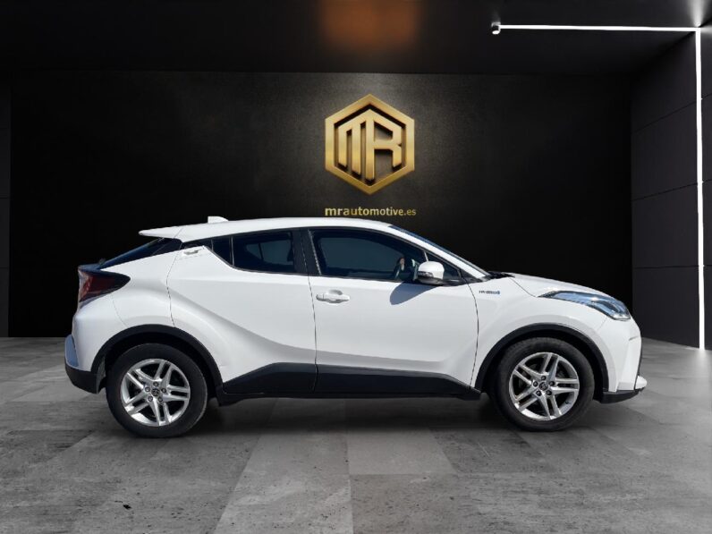 
 Toyota C-HR 1.8 125H Active (122CV) 2021 full									