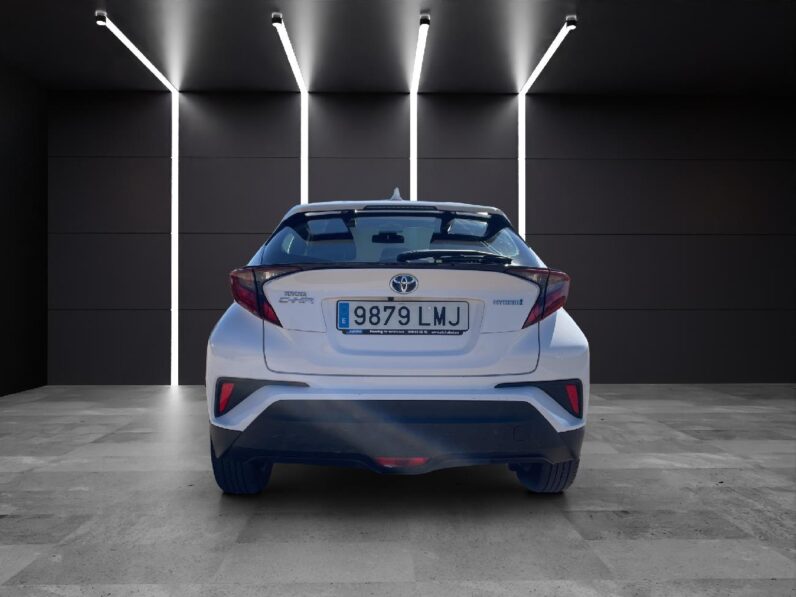 
 Toyota C-HR 1.8 125H Active (122CV) 2021 full									