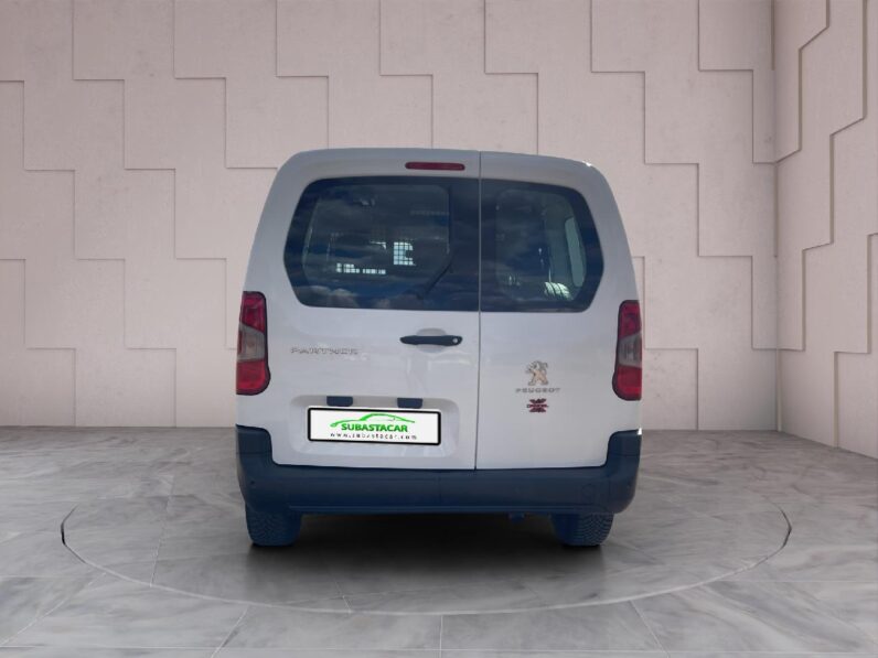 
 Peugeot Partner 4×4 doble cabina Long BlueHDi 96kw 2022 full									