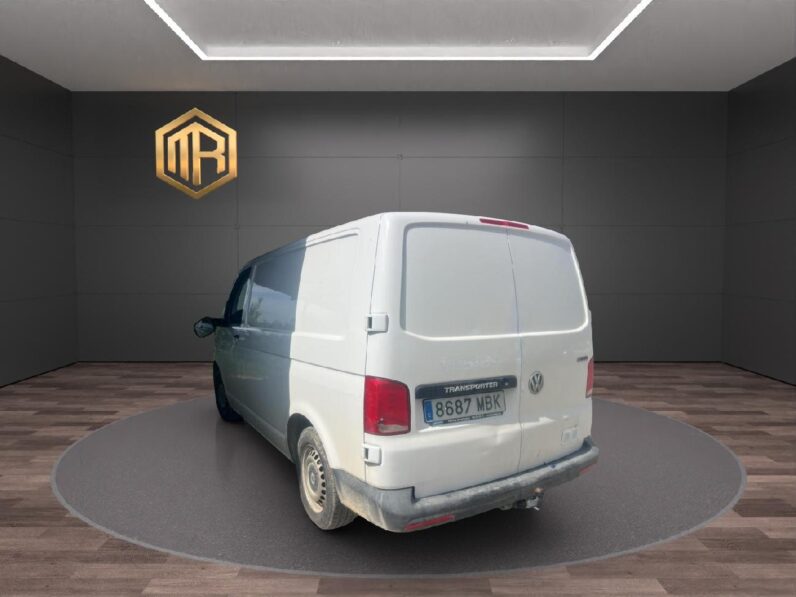 
 Volkswagen Transporter Furgón Corto TN 2.0 TDI 110kW 4MO 2022 full									