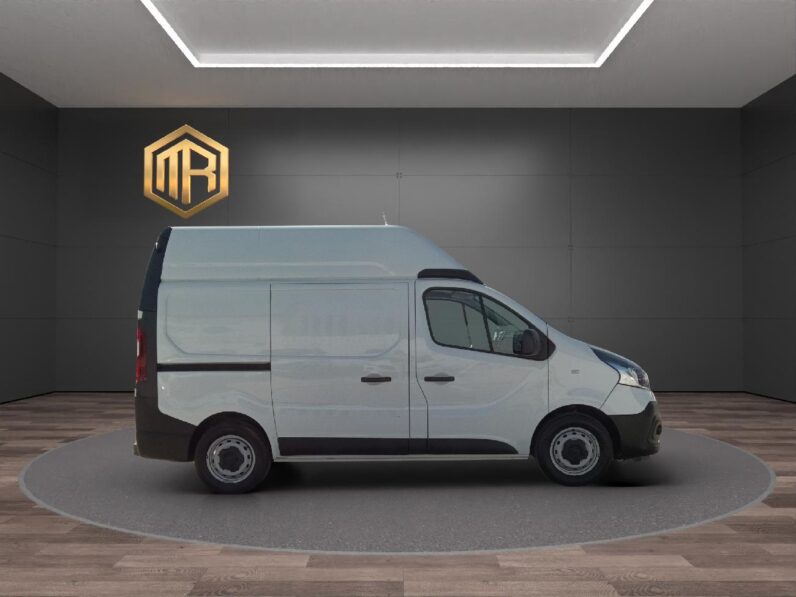 
 Renault Trafic Furgón 29 L1H2 Energía BluedCi 107 kW 2021 full									