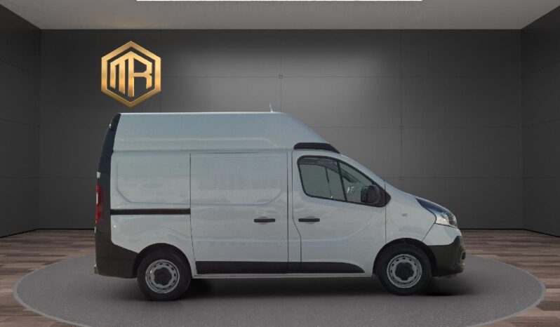 
 Renault Trafic Furgón 29 L1H2 Energía BluedCi 107 kW 2021 full									