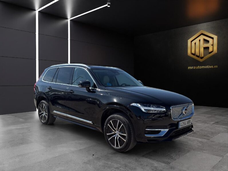 
 Volvo XC90 2.0 T8 AWD Core Recharge Auto 2024 full									