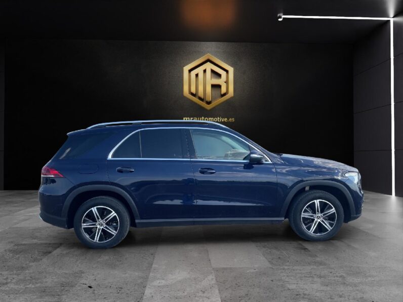 
 Mercedes GLE  300 d 4MATIC 2021 full									