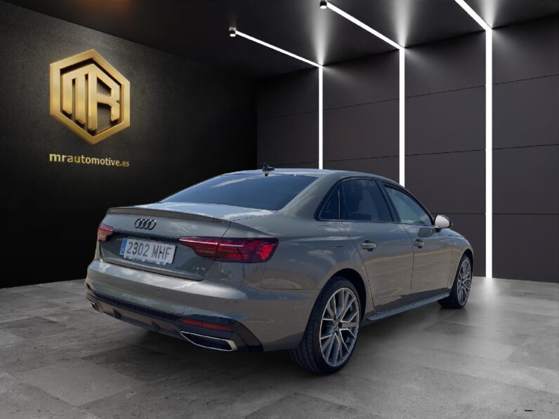 
 Audi A4 Black line 40 TDI 150kW quattro S tronic 2023 full									