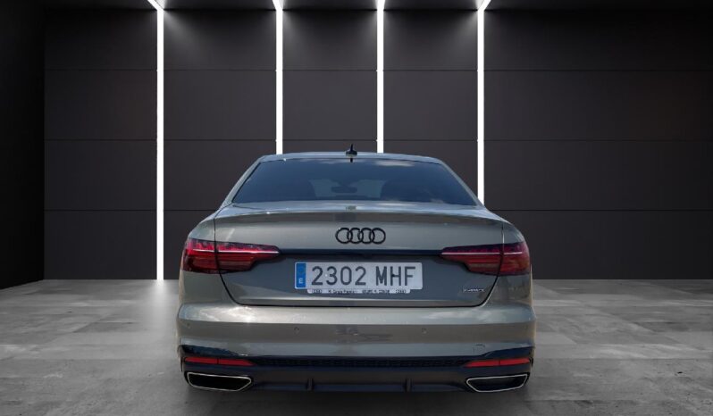 
 Audi A4 Black line 40 TDI 150kW quattro S tronic 2023 full									