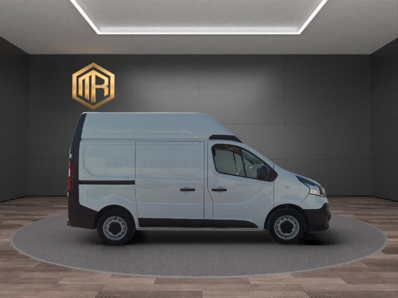
 Renault Trafic Furgón 29 L1H2 Energía BluedCi 107 kW 2021 full									