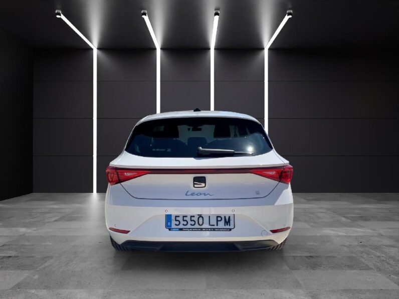 
 Seat Leon 1.5 TSI 96kW S&S Style 2021 full									