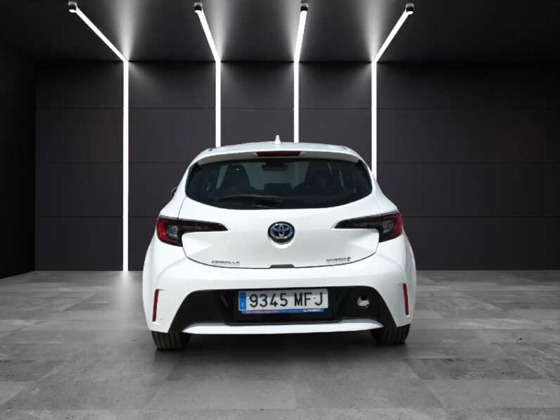 
 Toyota Corolla 1.8 125H BUSINESS E-CVT 2023 full									