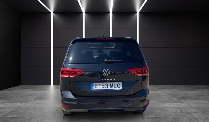 
 Volkswagen Touran Advance 2.0 TDI 90kW (122CV) 2023 full									