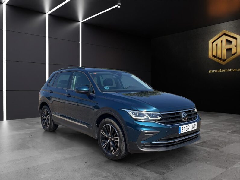 
 Volkswagen Tiguan Life 2.0 TDI 110kW (150CV) DSG 2021 full									