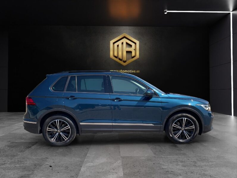 
 Volkswagen Tiguan Life 2.0 TDI 110kW (150CV) DSG 2021 full									