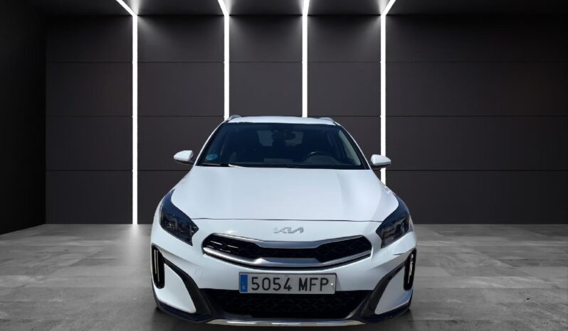 
 KIA Xceed 1.5 MHEV iMT Drive 118kW (160CV) 2023 full									