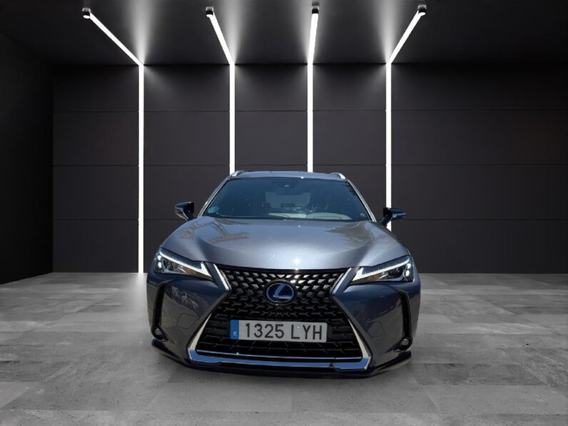 
 Lexus UX 2.0 250h Business 2022 full									