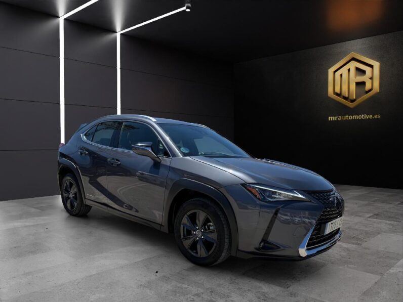 
 Lexus UX 2.0 250h Business 2022 full									