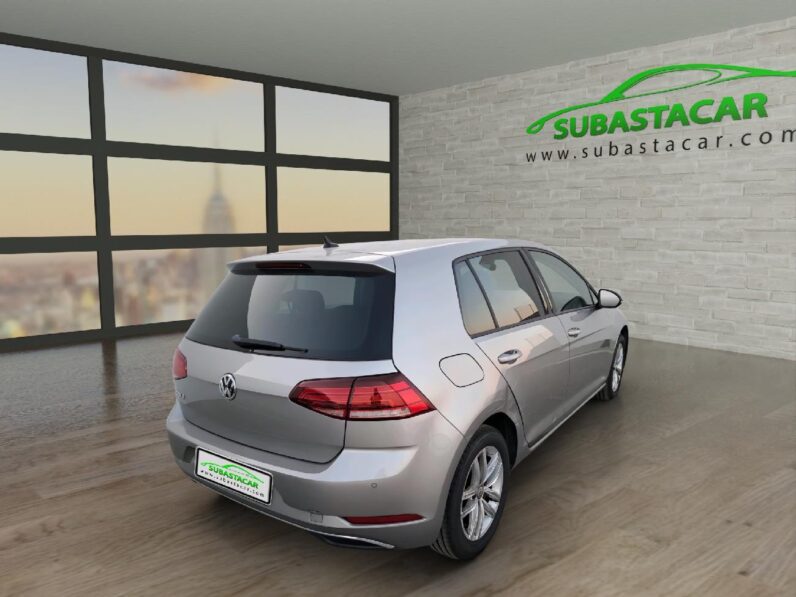 
 Volkswagen Golf Advance 2.0 TDI 110kW (150CV) 2019 full									