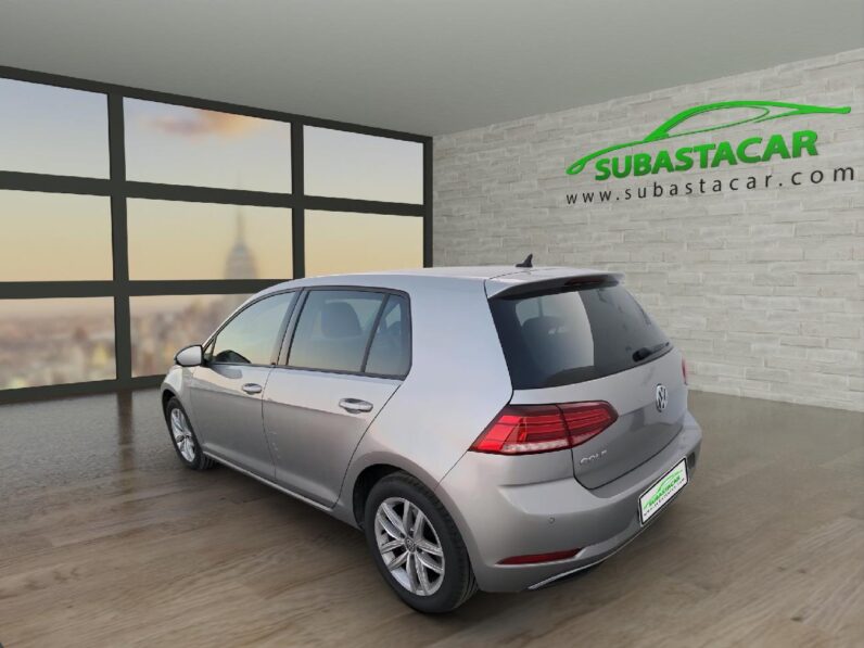 
 Volkswagen Golf Advance 2.0 TDI 110kW (150CV) 2019 full									