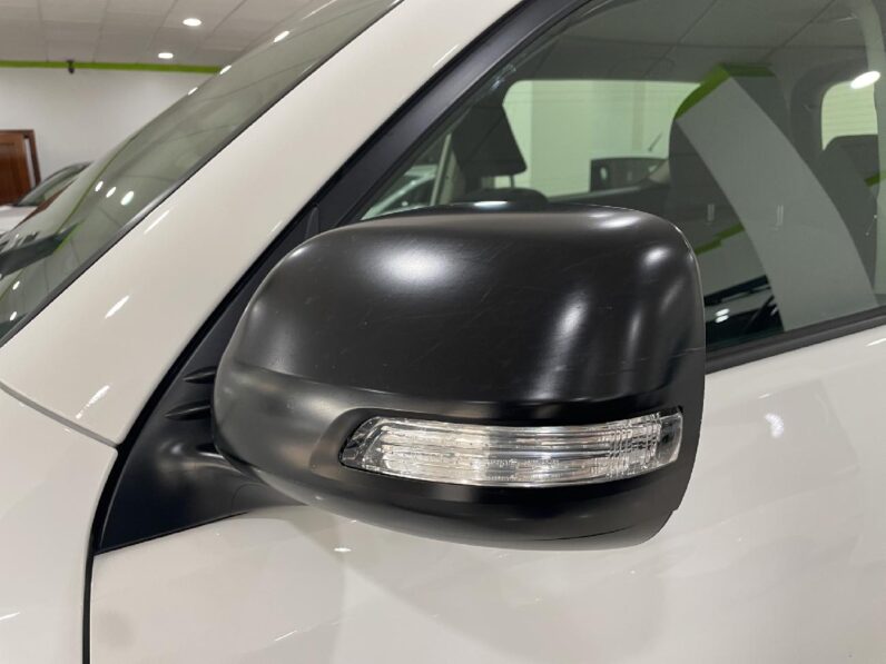 
 Toyota Land Cruiser 2.8 D-4D GX 130kW 2021 full									