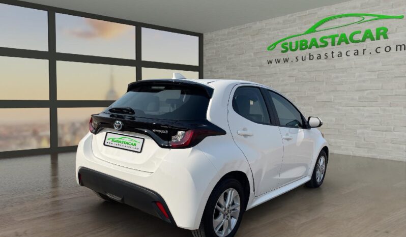 
 Toyota Yaris 1.5 120H Business Plus 2022 full									