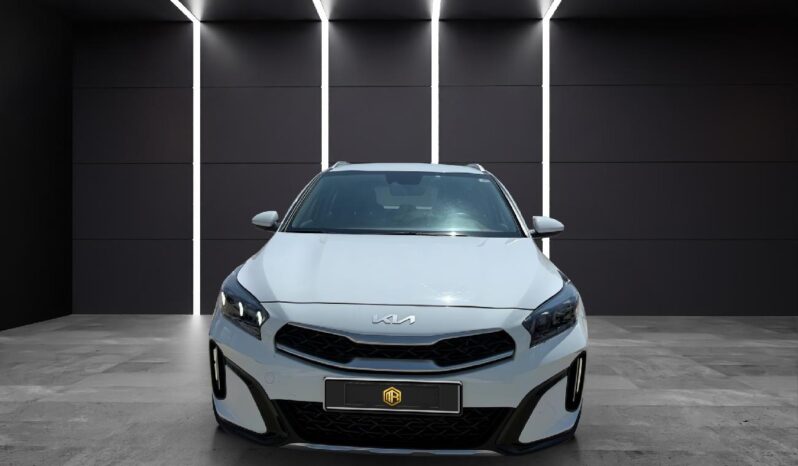 
 KIA Xceed 1.5 MHEV iMT Drive 118kW (160CV) 2023 full									