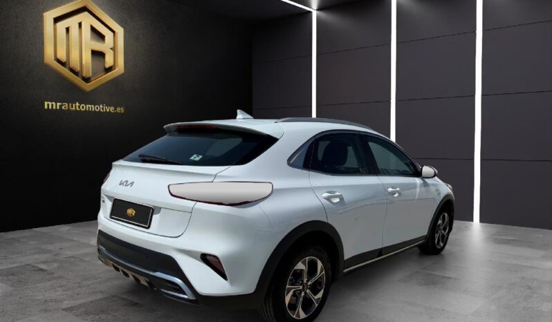 
 KIA Xceed 1.5 MHEV iMT Drive 118kW (160CV) 2023 full									