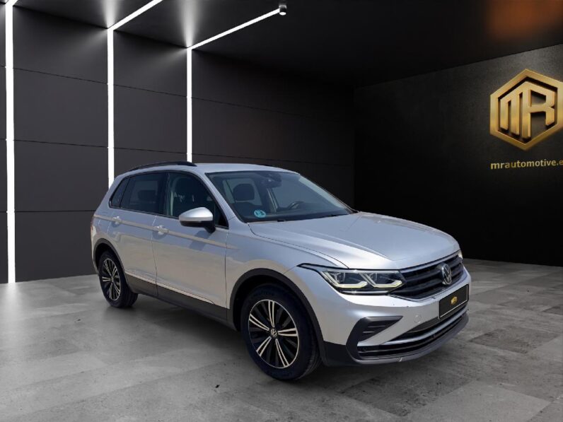 
 Volkswagen Tiguan Life 2.0 TDI 110kW (150CV) DSG 2022 full									