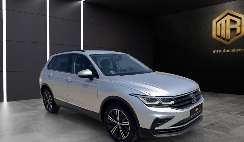 
 Volkswagen Tiguan Life 2.0 TDI 110kW (150CV) DSG 2022 full									