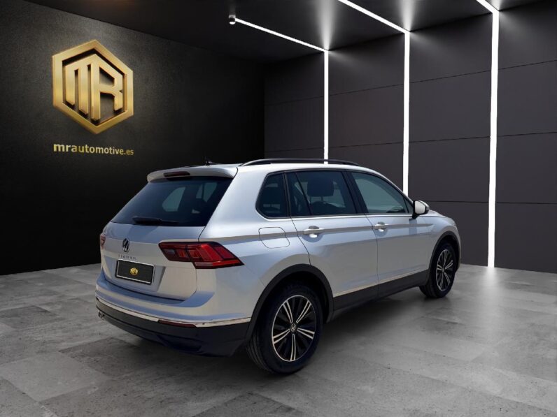 
 Volkswagen Tiguan Life 2.0 TDI 110kW (150CV) DSG 2022 full									
