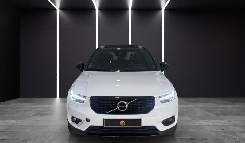 
 Volvo XC40 2.0 B3 G R-Design Auto 2021 full									