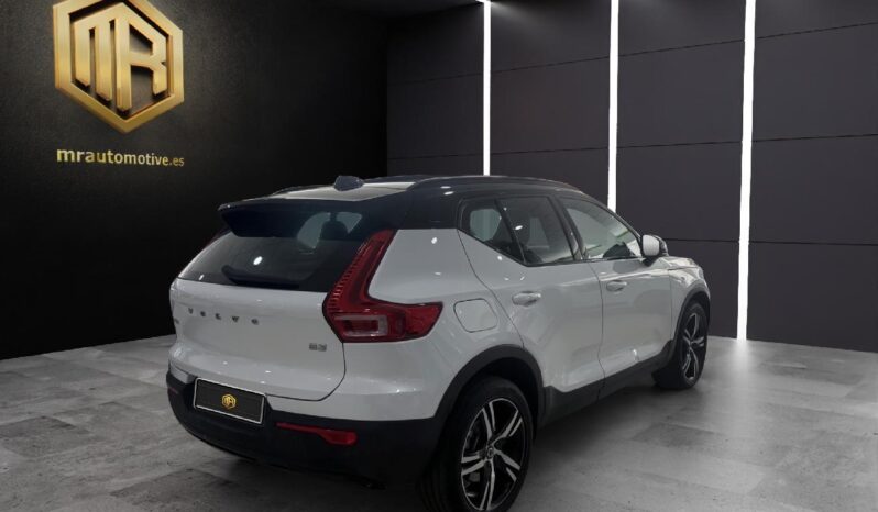 
 Volvo XC40 2.0 B3 G R-Design Auto 2021 full									