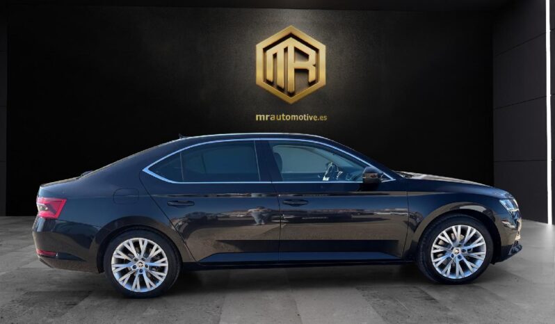 
 Skoda SuperB Style 1.4 TSI iV P-HEV 160kW DSG 2021 full									