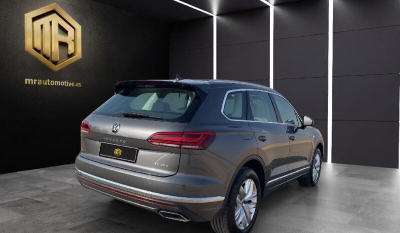 
 Volkswagen Touareg eHybrid Eleg 3.0 V6 TSI 280kW Tip 4M 2023 full									