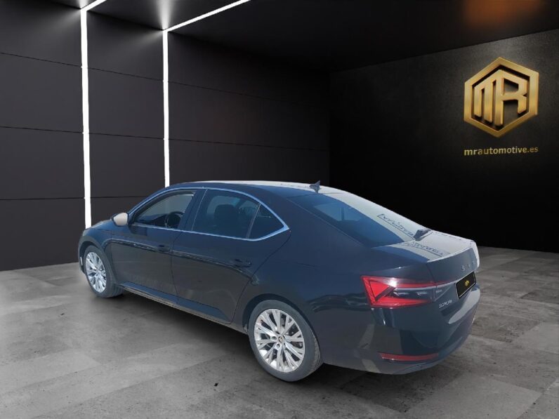 
 Skoda SuperB Style 1.4 TSI iV P-HEV 160kW DSG 2021 full									