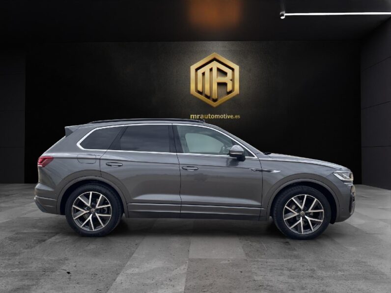 
 Volkswagen Touareg R-Line 3.0 V6 TDI 210kW Tip 4M todoterreno 210kW 2023 full									