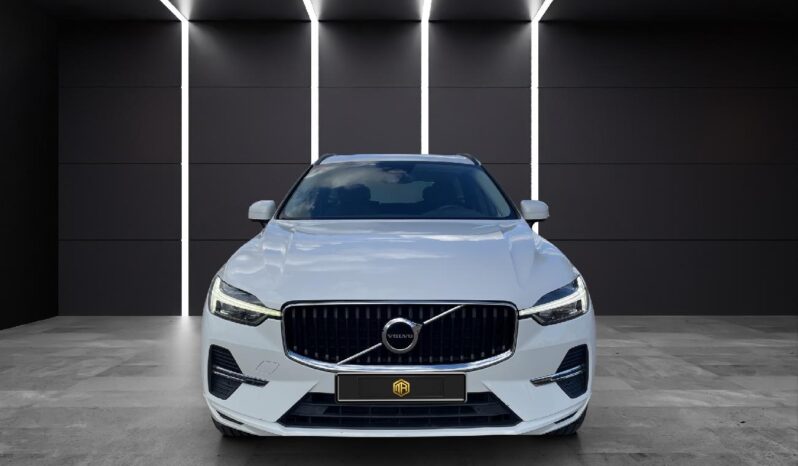 
 Volvo XC60 2.0 B4 D Momentum Pro Auto 2021 full									