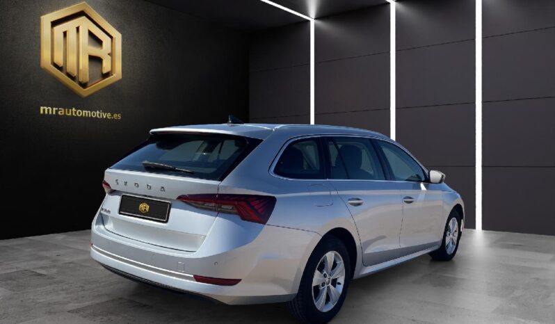 
 Skoda Octavia Combi 2.0 TDI 110kW(150CV) DSG Ambition familiar 2022 full									