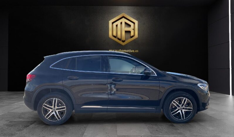 
 Mercedes GLA 200 D 2022 full									