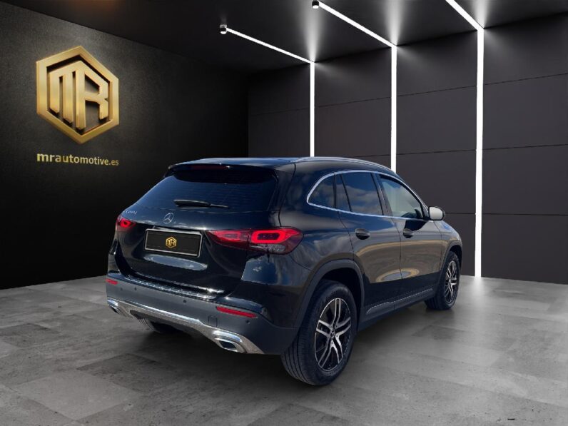 
 Mercedes GLA 200 D 2022 full									