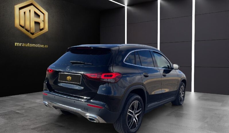 
 Mercedes GLA 200 D 2022 full									