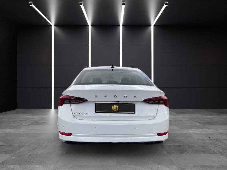 
 Skoda Octavia 2.0 TDI 85kW (115 CV) Manual Ambition 2023 full									