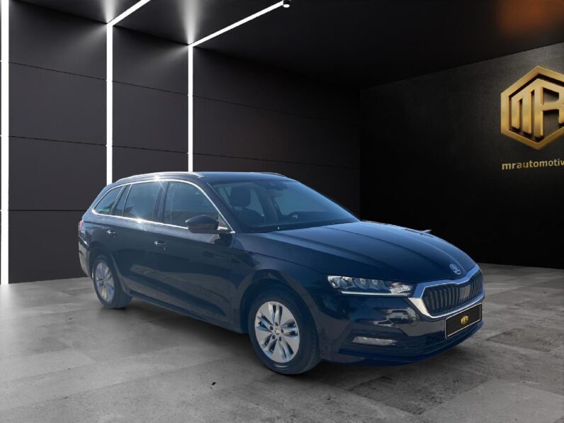 
 Skoda Octavia Combi 2.0 TDI 110kW(150CV) DSG Ambition familiar 2023 full									