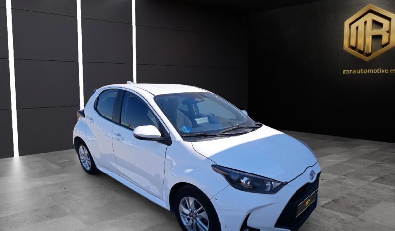 
 Toyota Yaris 1.5 120H Business Plus 2024 full									