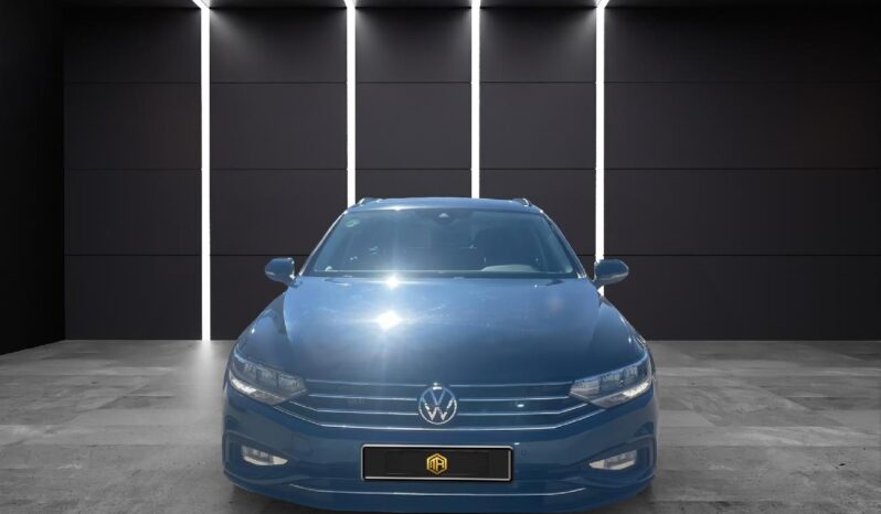
 Volkswagen Passat Variant Executive 2.0 TDI 110kW DSG 2022 full									