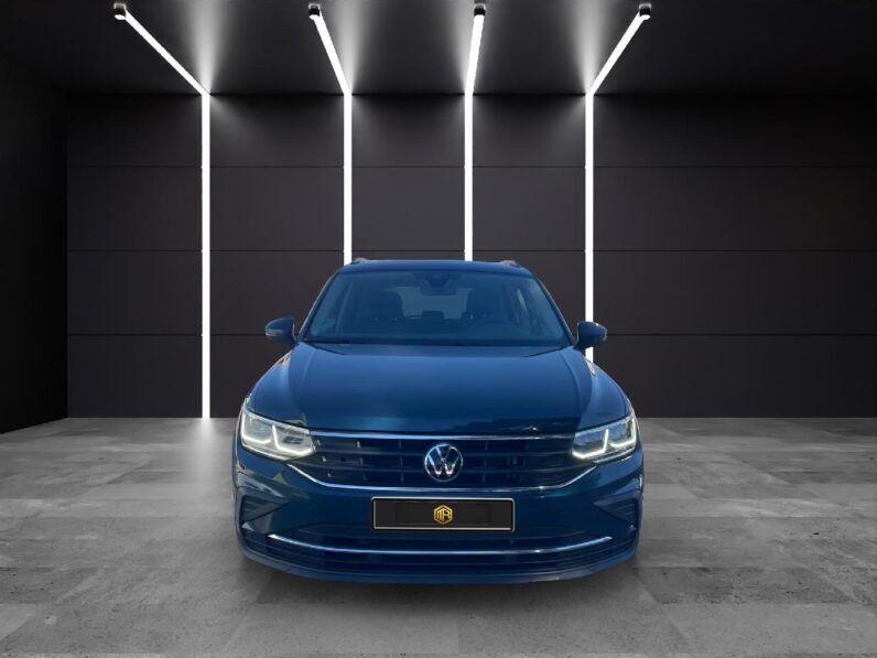 
 Volkswagen Tiguan  Life 2.0 TDI 110kW (150CV) 2022 full									