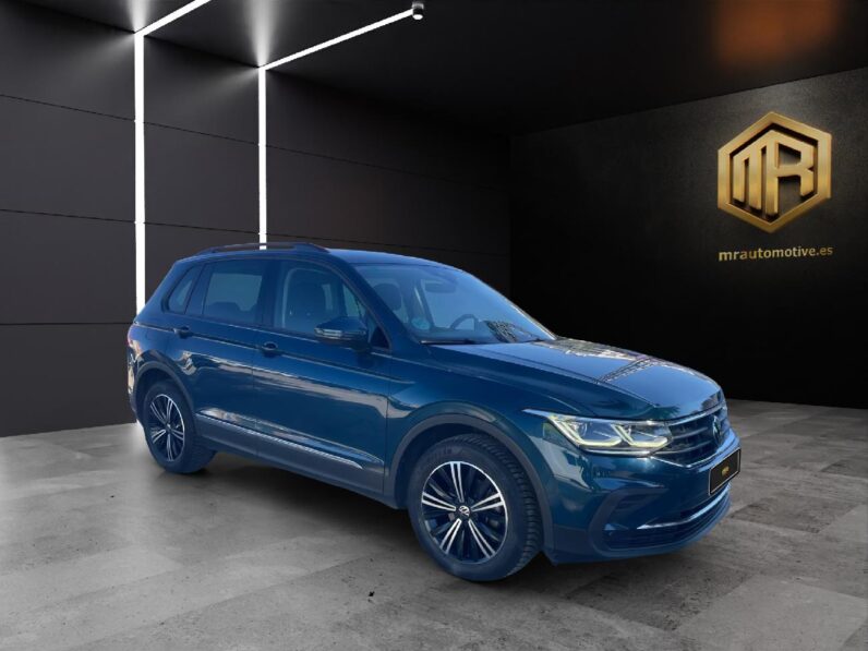 
 Volkswagen Tiguan  Life 2.0 TDI 110kW (150CV) 2022 full									